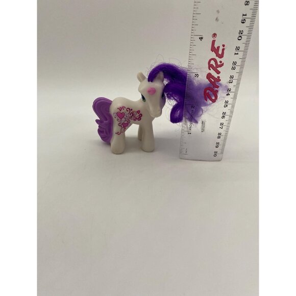 2008 McDonald's Hasbro My Little Pony Sweetie Belle Pony Figurine Happy Meal Toy - Picture 2 of 7